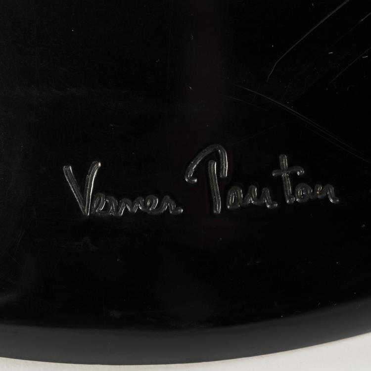 Bild 3 zu Objekt, 3 'Panton' chairs, 1962/67, Verner Panton, Vitra, Weil am Rhein, 160B 202