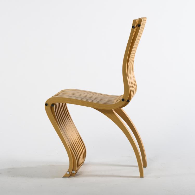 Bild 2 zu Objekt, 'Schizzo' chair - 'Two in one', 1989, Ron Arad, Vitra AG, Weil am Rhein, 160B 367