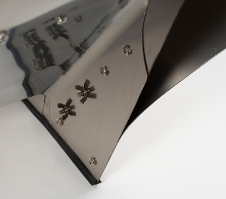 Bild 5 zu Objekt, Armlehnsessel 'Well Tempered Chair', 1986/87, Ron Arad, Vitra Design, Weil am Rhein, 160B 339