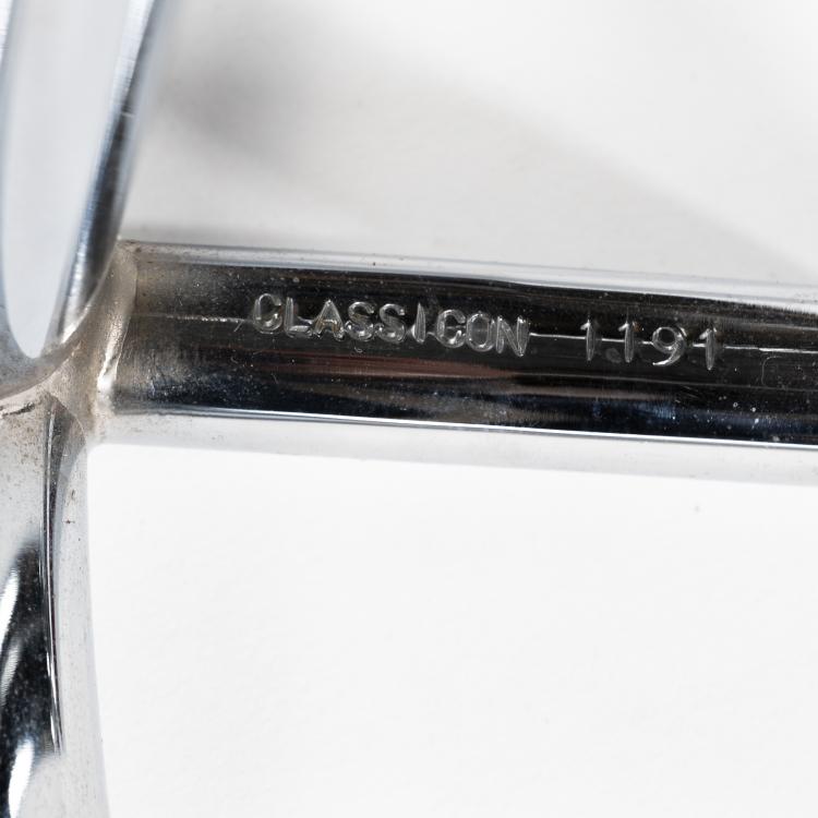 Bild 5 zu Objekt, Beistelltisch 'E 1027', 1927, Eileen Gray, Classicon, M&uuml;nchen, 160B 195