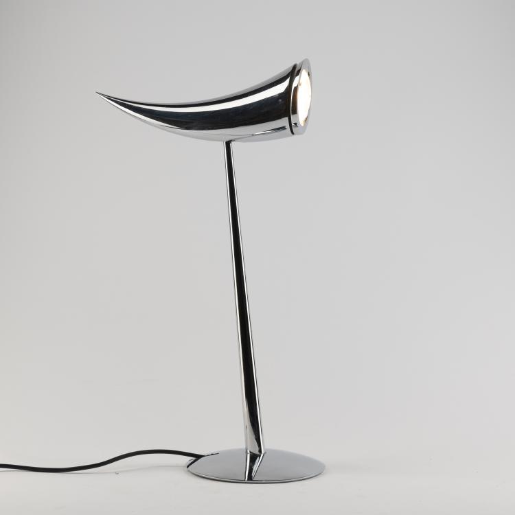 Bild 1 zu Objekt, 'Ara' table light, 1988, Philippe Starck, Flos, Brescia, 160B 356