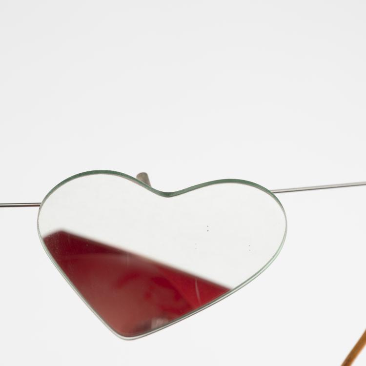 Bild 6 zu Objekt, Tischleuchte 'One from the Heart', 1989, Ingo Maurer, Maurer, Ingo,  GmbH, M&uuml;nchen, 160B 366