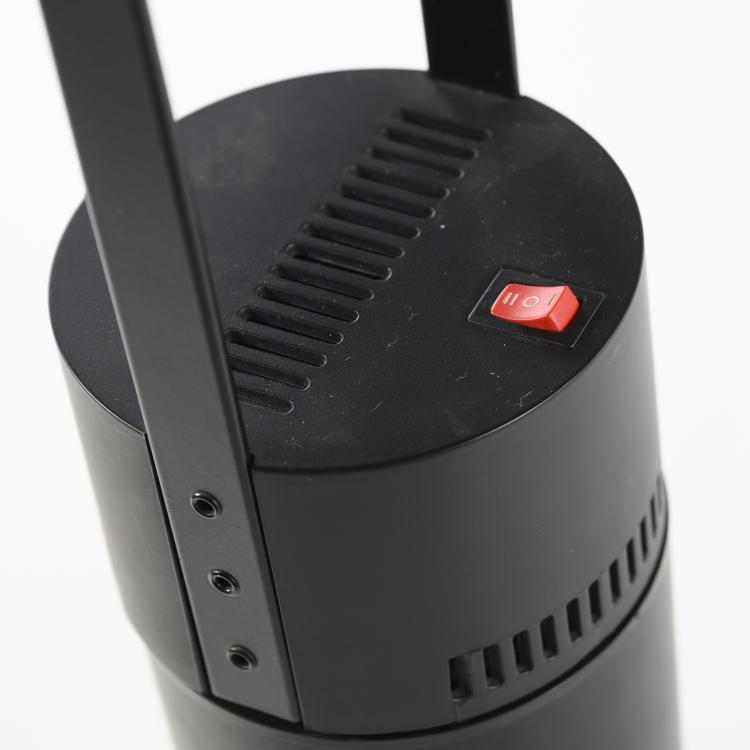 Bild 2 zu Objekt, 'Tizio' floor lamp, 1972, Richard Sapper, Artemide, Pregnana Milanese, 160B 277