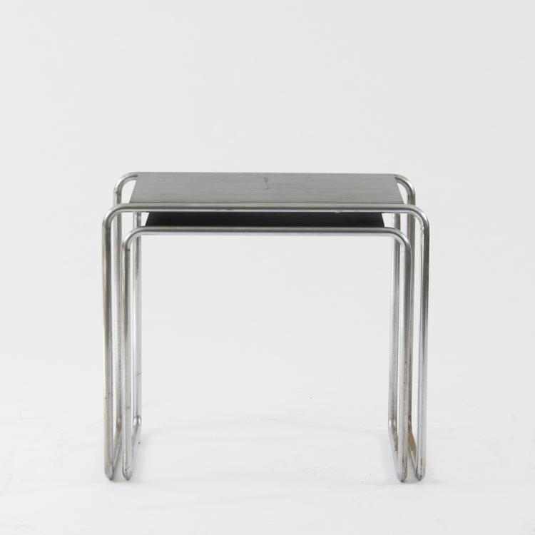Hauptbild zu Objekt, 2 'B9' nesting tables, 1930s, Marcel Breuer, Thonet, Frankenberg., 158B 368