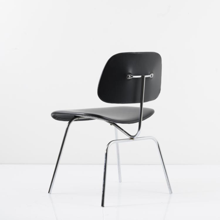 Hauptbild zu Objekt, 'DCM' chair on 'Full base', 1946, Charles Eames,Ray Eames, Vitra, Weil am Rhein, 158B 374