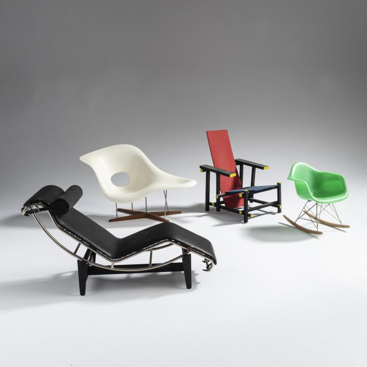 Bild 1 zu Objekt, 4 miniature chairs, Charles Eames,Ray Eames,Pierre Jeanneret,Charlotte Perriand,Gerrit Rietveld,Le Corbusier Charles-&Eacute;douard Jeanneret-Gris, Vitra Design, Weil am Rhein, 160B 293