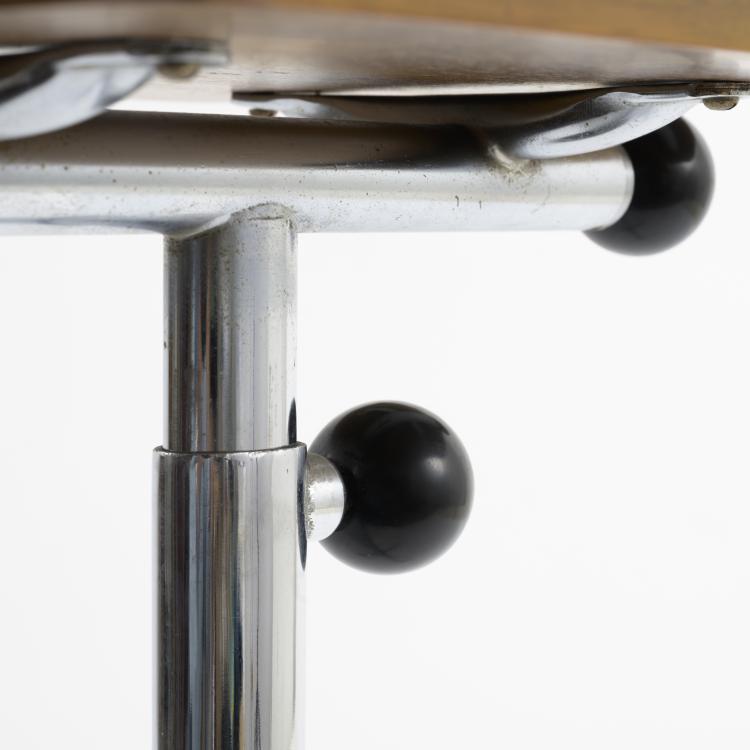 Bild 7 zu Objekt, Standing desk / reading table 'Caruelle', c. 1942-50, Embru-Werke, R&uuml;ti, 158B 369