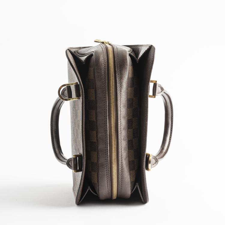 Bild 2 zu Objekt, Handtasche 'Triana', 2004, Louis Vuitton, Vuitton, Louis, Paris, 160E 821