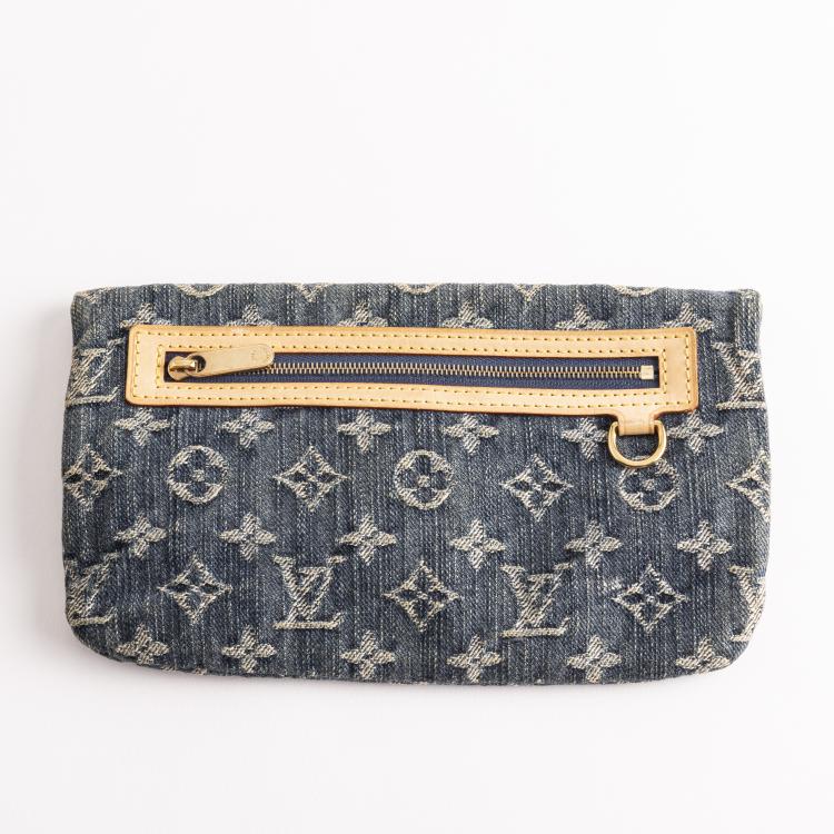 Bild 1 zu Objekt, Clutch 'Monogram Denim', 2006, Louis Vuitton, Vuitton, Louis, Paris, 160E 825