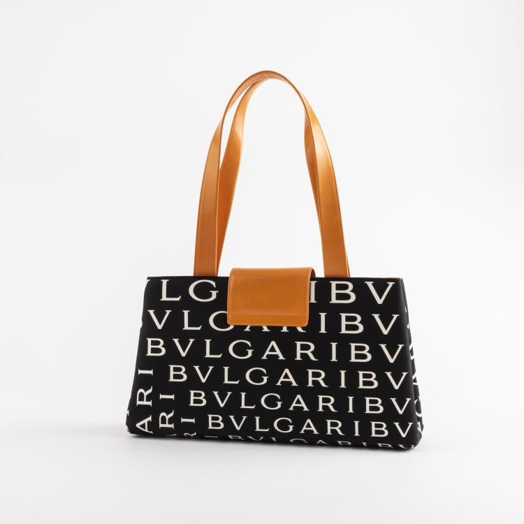 Bild 1 zu Objekt, Handtasche 'Logomania', 2000, Bulgari, Rom, 160E 763