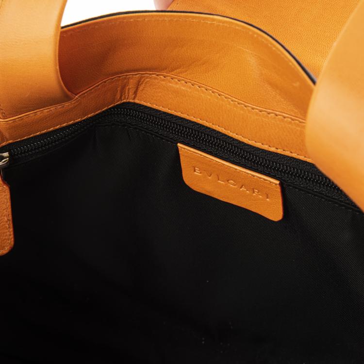 Bild 2 zu Objekt, Handtasche 'Logomania', 2000, Bulgari, Rom, 160E 763