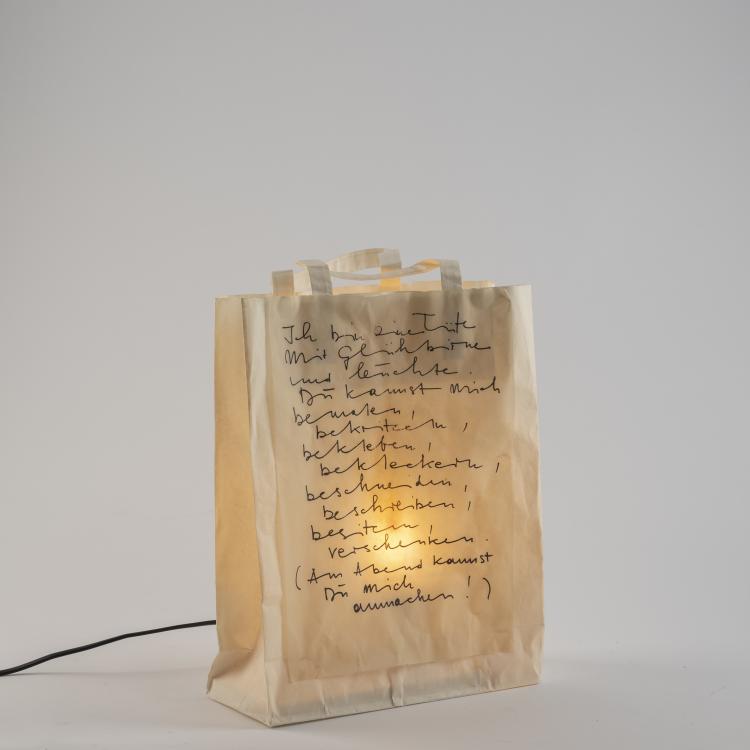 Hauptbild zu Objekt, 'Ich bin eine T&uuml;te mit Gl&uuml;hbirne' table light, 1980s, designimdorf, Schwarzwald, 160B 316