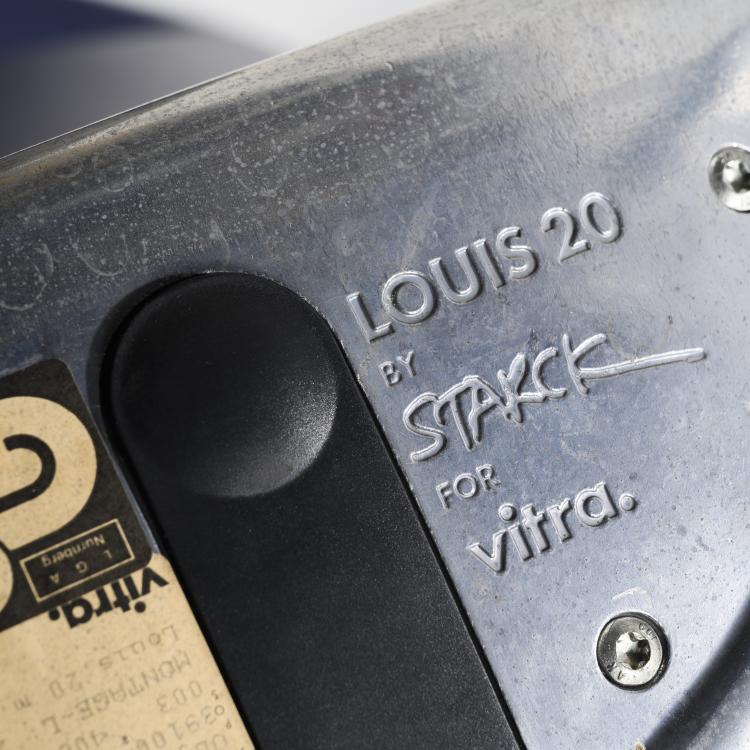 Bild 4 zu Objekt, 2 'Louis XX' chairs, 1991, Philippe Starck, Vitra, Weil am Rhein, 160B 401