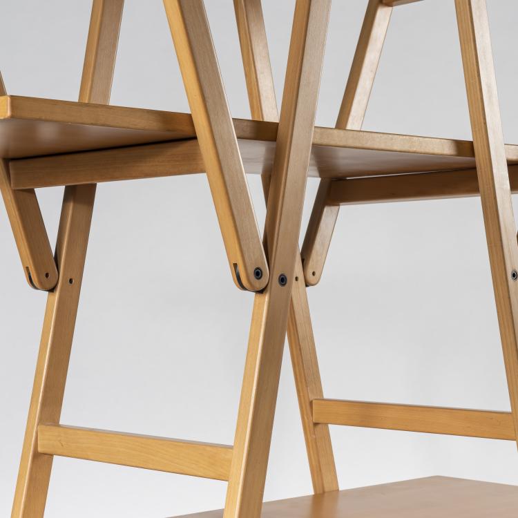 Bild 3 zu Objekt, 'Nuvola Rossa' folding shelf, 1977, Vico Magistretti, Cassina, Mailand, 158A 272