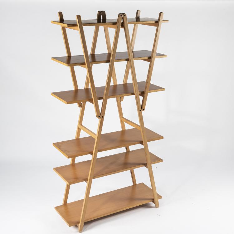 Bild 1 zu Objekt, 'Nuvola Rossa' folding shelf, 1977, Vico Magistretti, Cassina, Mailand, 158A 273
