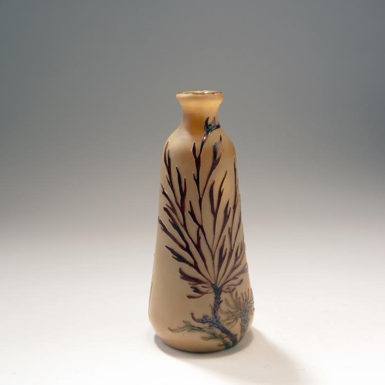 Hauptbild zu Objekt, Vase 'Chrysanth&egrave;mes sauvages', um 1915, Legras & Cie., Saint-Denis, 159B 223