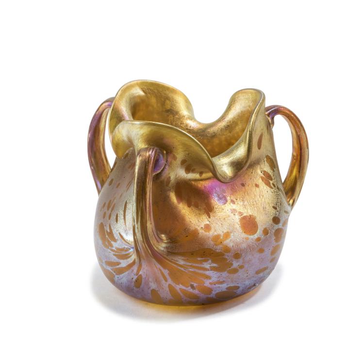 Hauptbild zu Objekt, 'Astr&auml;a'-Henkelvase, 1901/02, L&ouml;tz Wwe., Klosterm&uuml;hle, 159B 307