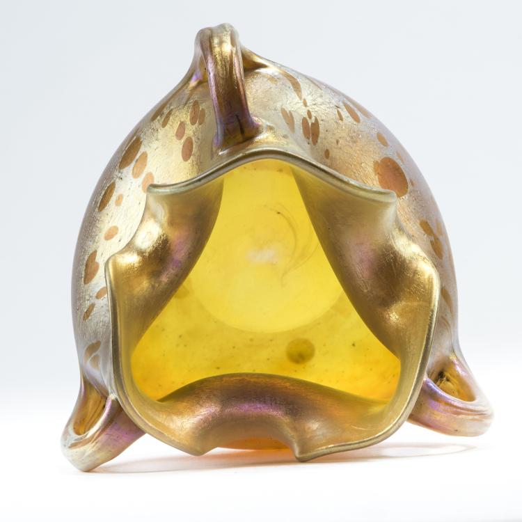 Bild 3 zu Objekt, 'Astr&auml;a'-Henkelvase, 1901/02, L&ouml;tz Wwe., Klosterm&uuml;hle, 159B 307