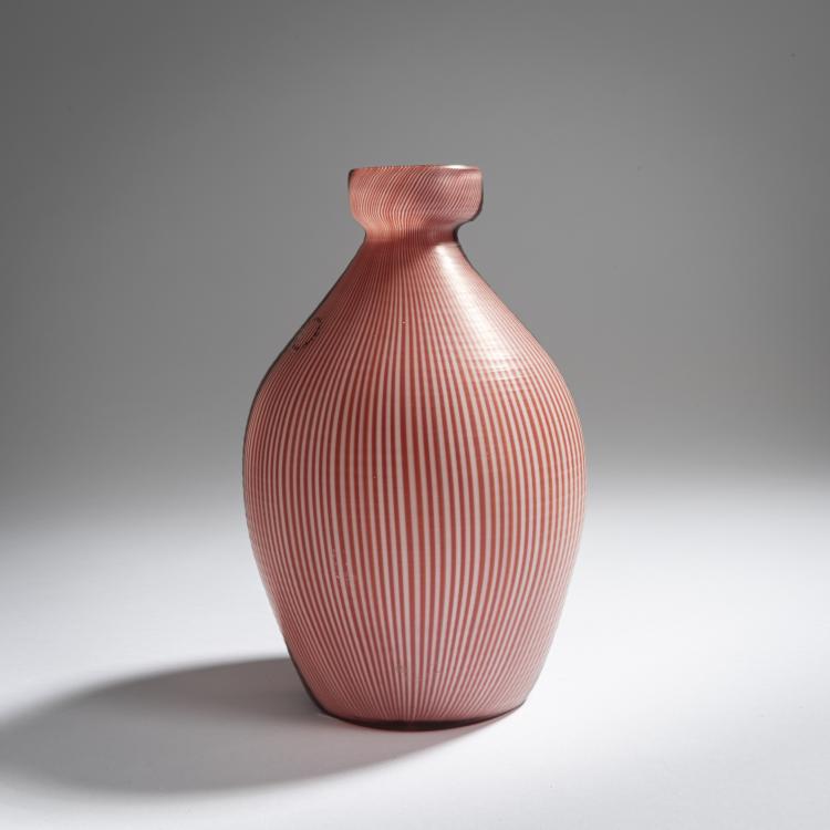Bild 1 zu Objekt, 'Tessuto' vase, c. 1945-48, Carlo Scarpa, Venini & C., Murano, 158C 864
