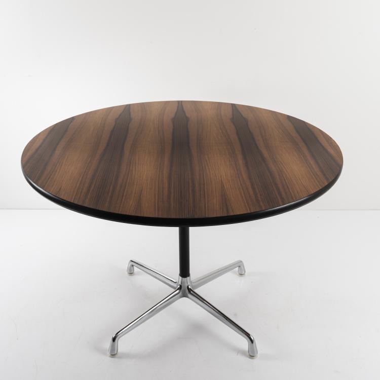 Bild 1 zu Objekt, 'Segmented base' table, 1964, Charles Eames,Ray Eames, Vitra, Weil am Rhein, 158B 489