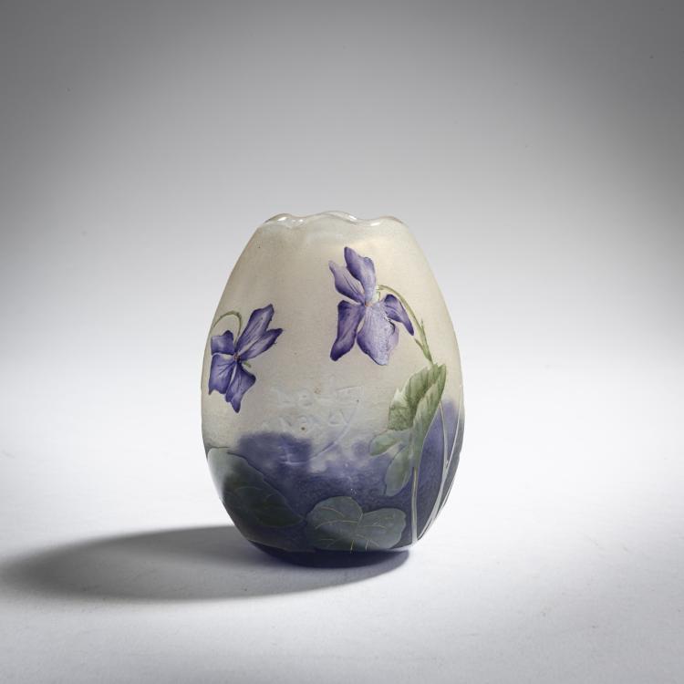 Bild 1 zu Objekt, Vase 'Violettes', um 1910, Daum Fr&egrave;res, Nancy, 159B 136