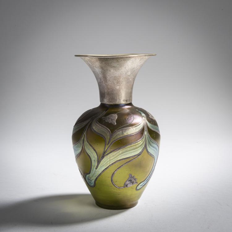 Bild 1 zu Objekt, Ph&auml;nomen-Vase mit galvanischer Silbermontierung, 1899, L&ouml;tz Wwe., Klosterm&uuml;hle, 159B 303