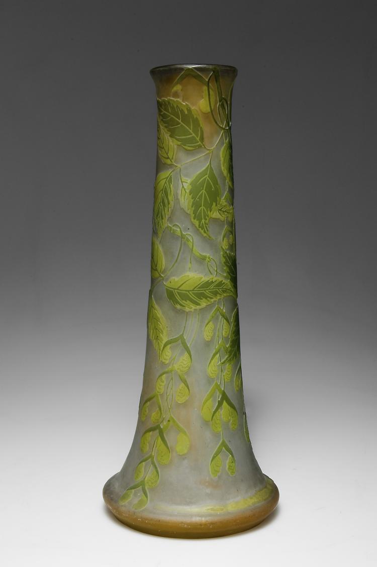 Hauptbild zu Objekt, Vase '&Eacute;rable &agrave; feuilles de fr&ecirc;ne', 1928-36, Gall&eacute;, Etablissements, Nancy, 159B 213