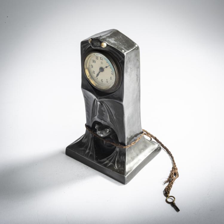 Bild 5 zu Objekt, Table clock, c. 1900, Junghans, Schramberg, 159C 443