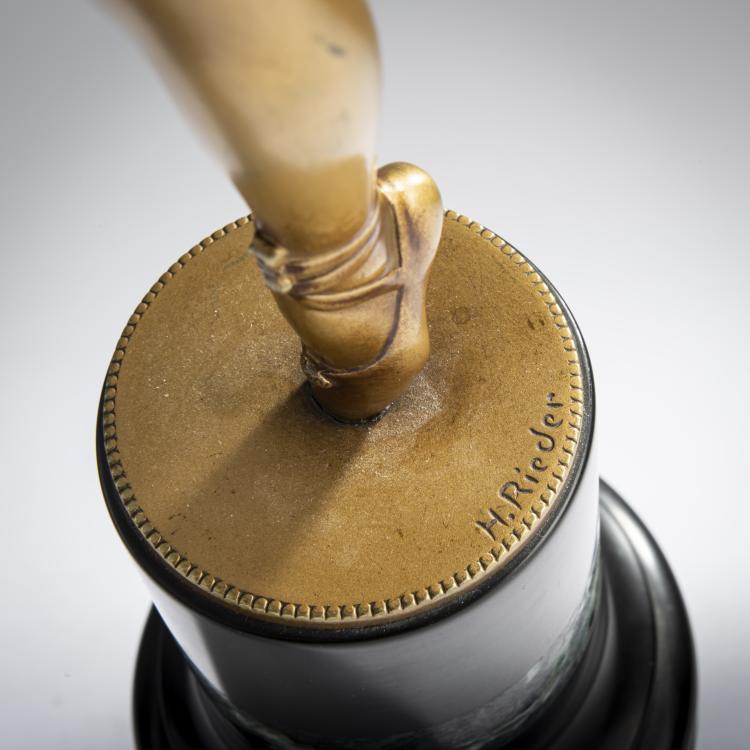 Bild 5 zu Objekt, Top dancer, c. 1920, Hans Rieder, 159C 393