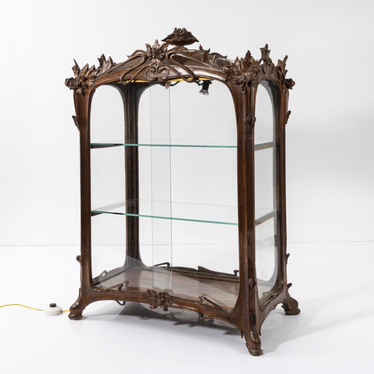 Bild 1 zu Objekt, Showcase, c. 1900, Nancy, 162C 335