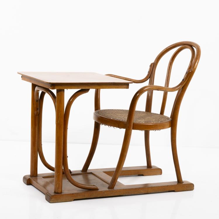 Hauptbild zu Objekt, School desk 'No. 18', c. 1876, Thonet, Wien (zugeschrieben), 159C 637