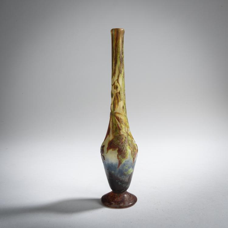 Bild 1 zu Objekt, Enghalsvase 'Vigne vierge', um 1910, Daum Fr&egrave;res, Nancy, 159B 140