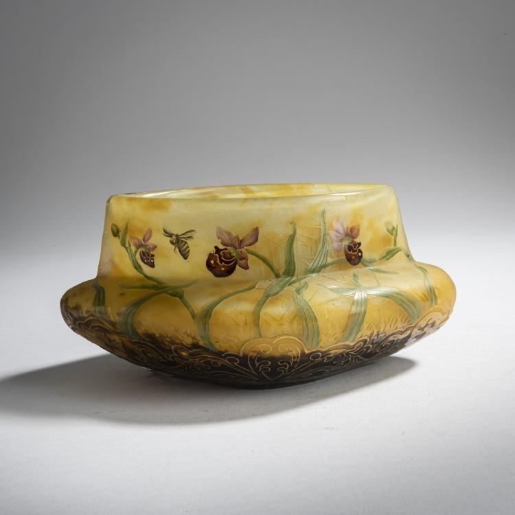 Hauptbild zu Objekt, Jardini&egrave;re 'Ophrys fuciflora, araign&eacute;e et mouche', 1906, Daum Fr&egrave;res, Nancy, 159B 116