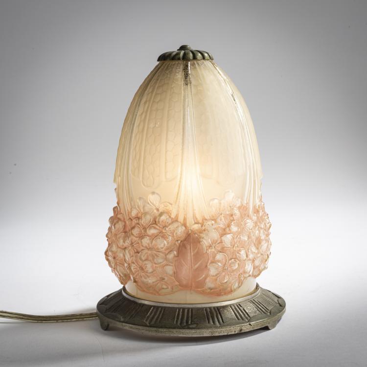 Hauptbild zu Objekt, Veilleuse, um 1930, Muller Fr&egrave;res, Lun&eacute;ville, 159B 240