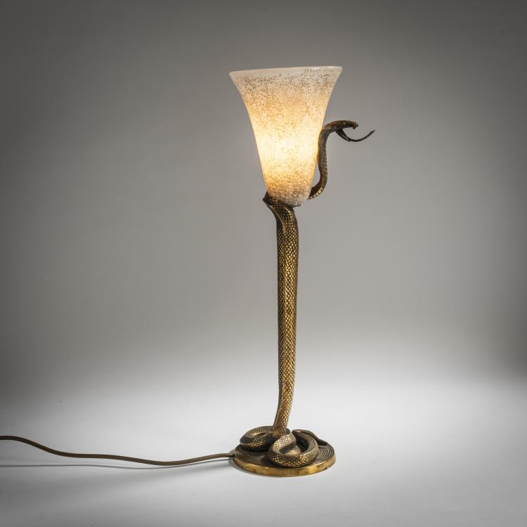 Bild 1 zu Objekt, Table light with snake base, 1920-26, Daum Fr&egrave;res, Nancy, 159B 151