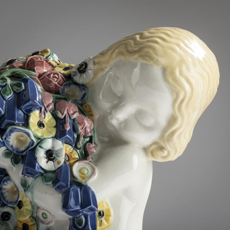 Bild 5 zu Objekt, Putto with Flowers (Spring), c. 1907, Michael Powolny, Wiener Keramik, 159C 551