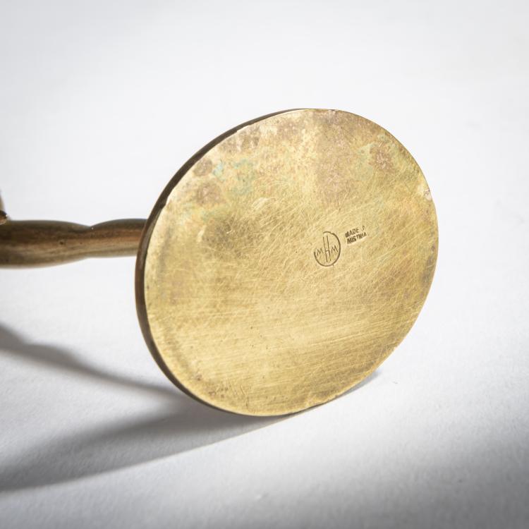 Bild 3 zu Objekt, 2 sportswomen, c. 1928, Karl Hagenauer, Hagenauer, Wien, 159C 362