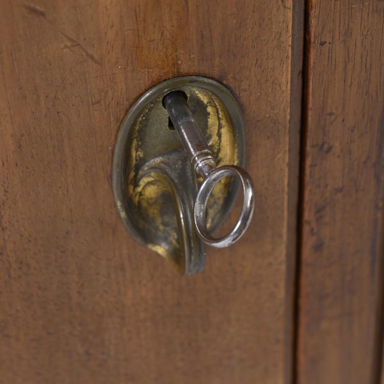 Bild 3 zu Objekt, Gun cabinet, c. 1914, Henry van de Velde, 160A 33