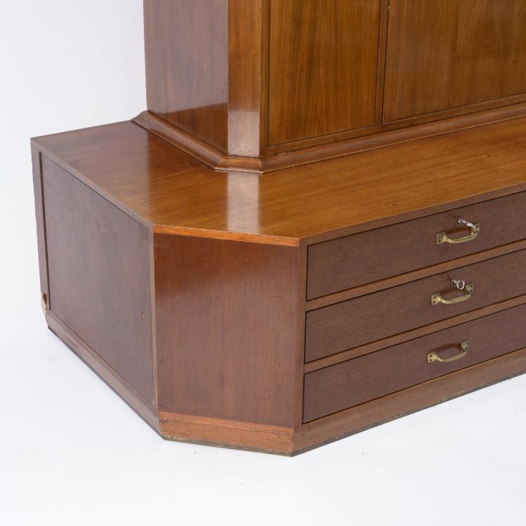 Bild 1 zu Objekt, Cabinet, c. 1914, Henry van de Velde, 160A 34