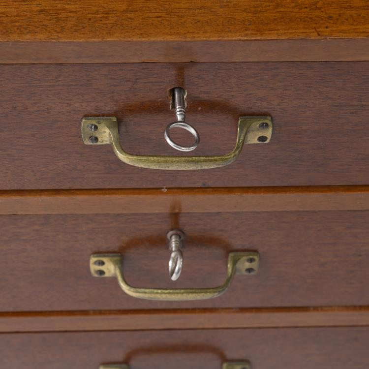 Bild 4 zu Objekt, Cabinet, c. 1914, Henry van de Velde, 160A 34