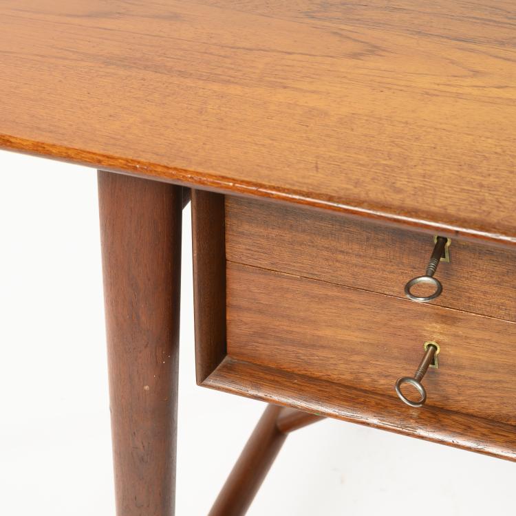 Bild 9 zu Objekt, Schreibtisch '310', um 1955, Peter Hvidt,Orla M&oslash;lgaard-Nielsen, S&ouml;borg M&ouml;bler, S&ouml;borg, 160A 128