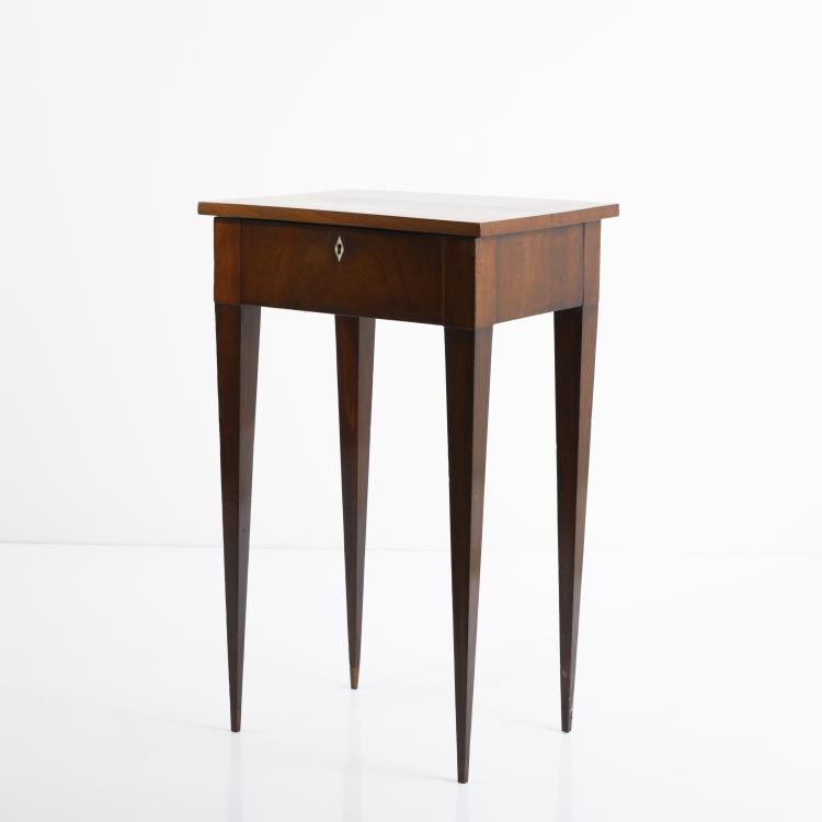 Bild 1 zu Objekt, Biedermeier-Handarbeitstisch, Deutschland, 159C 639