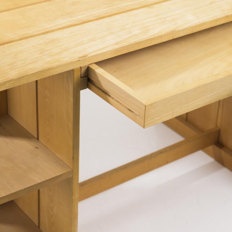 Bild 7 zu Objekt, Schreibtisch 'Crate', 1934, Gerrit Rietveld, Cassina, Mailand, 161C 483