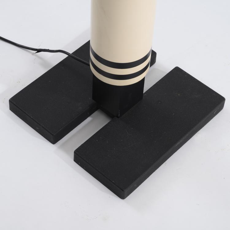 Bild 4 zu Objekt, Stehleuchte 'Shogun Terra', 1986, Mario Botta, Artemide, Mailand, 160A 162