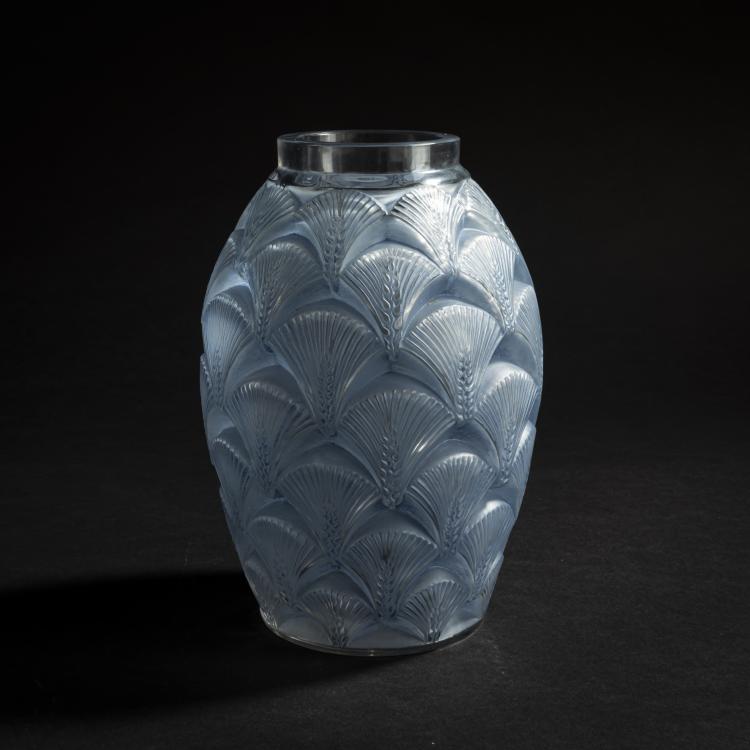 Bild 1 zu Objekt, Vase 'Herblay', 1932, Ren&eacute; Lalique, Lalique, Ren&eacute;, Wingen-sur-Moder, 159A 26
