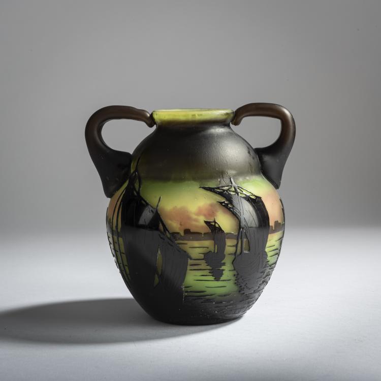 Bild 2 zu Objekt, Henkelvase 'Voiliers, soleil couchant', 1910, Daum Fr&egrave;res, Nancy, 159B 121