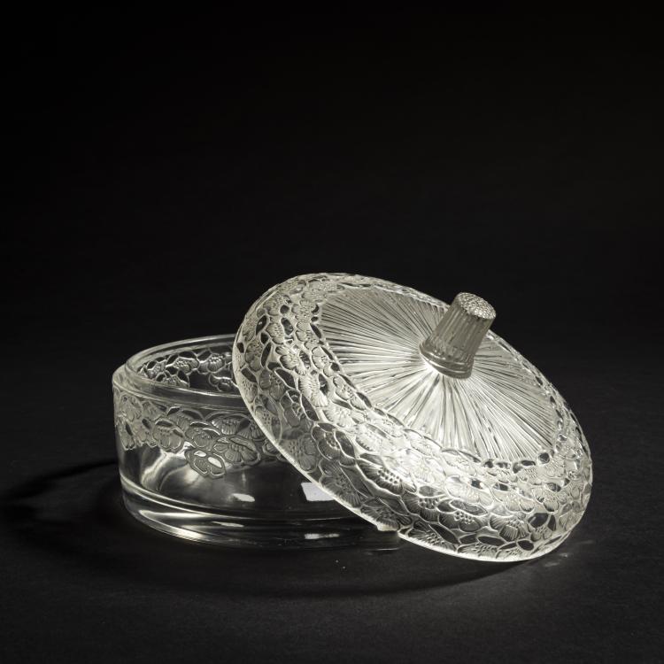 Bild 2 zu Objekt, Deckeldose 'Boutons d'Or', 1926, Ren&eacute; Lalique, Lalique, Ren&eacute;, Wingen-sur-Moder, 159A 11