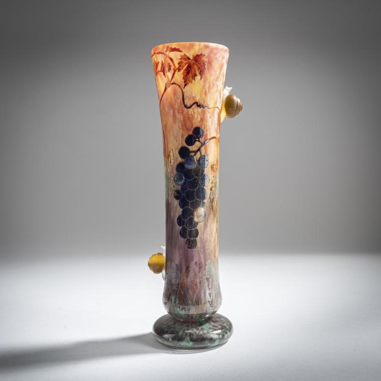 Hauptbild zu Objekt, 'Vigne et Escargots' vase, 1904, Daum Fr&egrave;res, Nancy, 159B 111