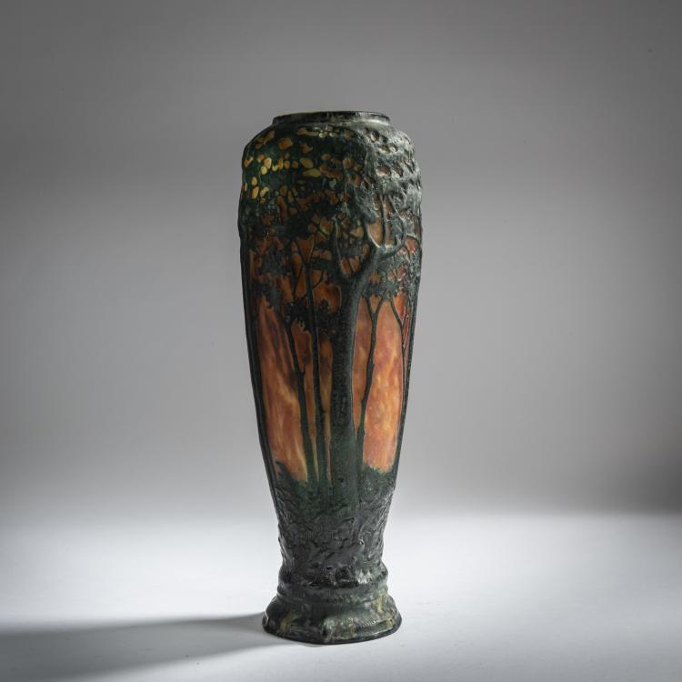 Hauptbild zu Objekt, Vase 'Ch&ecirc;nes violatres', um 1909/10, Daum Fr&egrave;res, Nancy, 159B 120