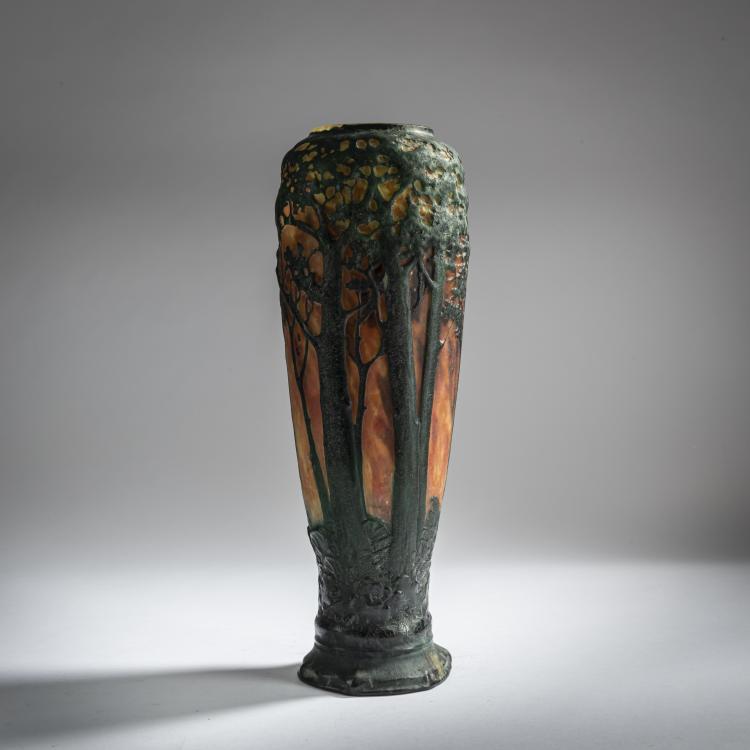 Bild 1 zu Objekt, Vase 'Ch&ecirc;nes violatres', um 1909/10, Daum Fr&egrave;res, Nancy, 159B 120